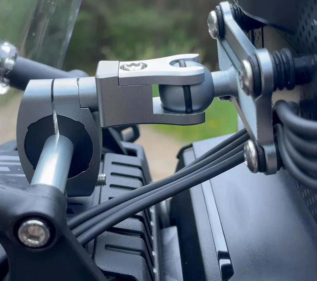 C6 Pro All-in-One Motorcycle Dash Cam with GPS & Anti-Theft